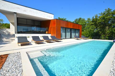 House K2