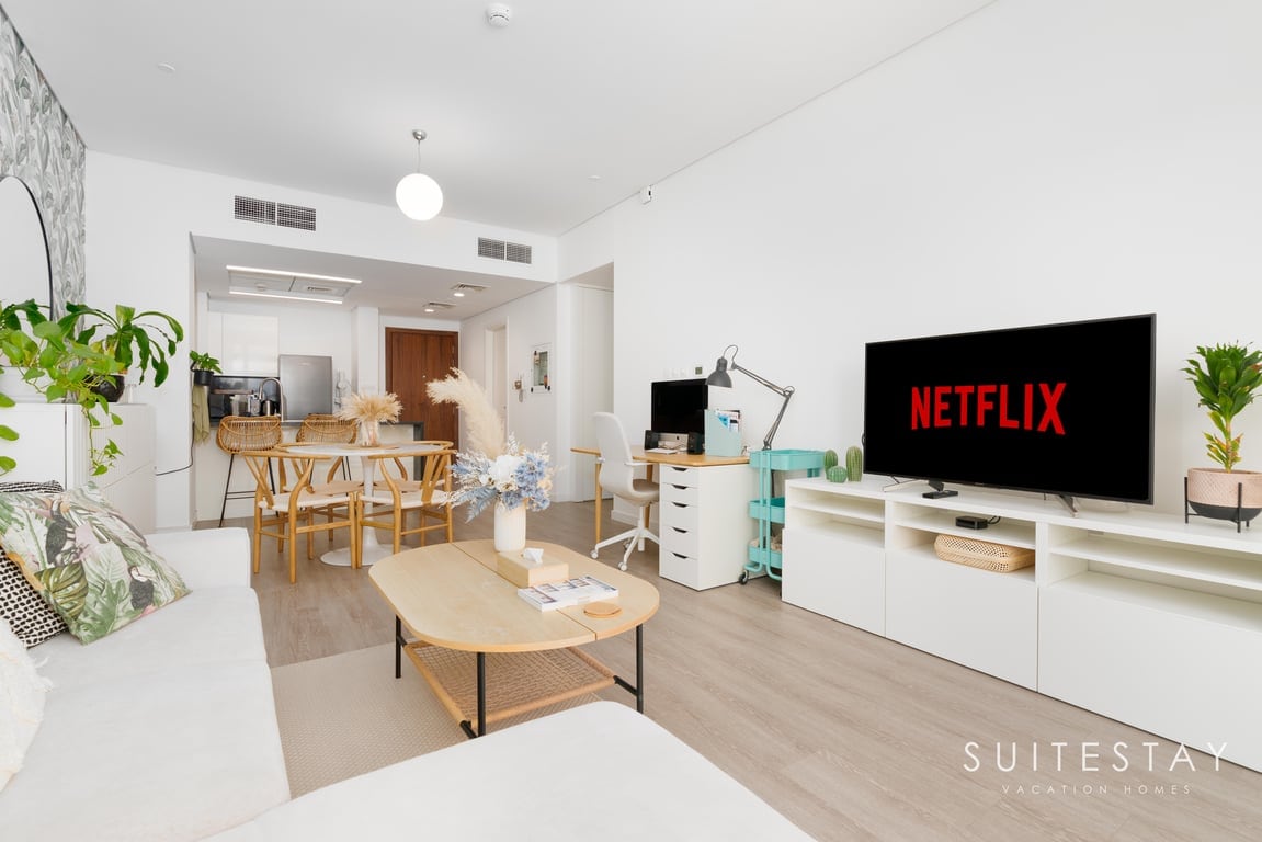 Top performing Airbnb: Stylish and Homely One Bedroom Suite in Al Barsha South Fifth