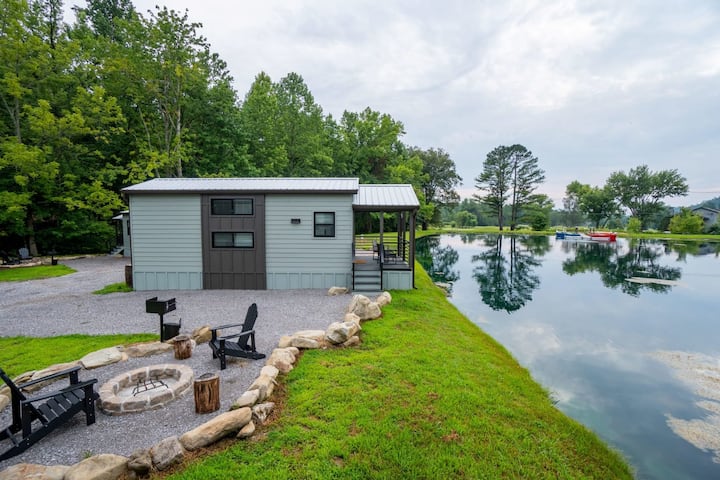 Bass Cabin by Creekside Hideaway - Houses for Rent in Gatlinburg ...