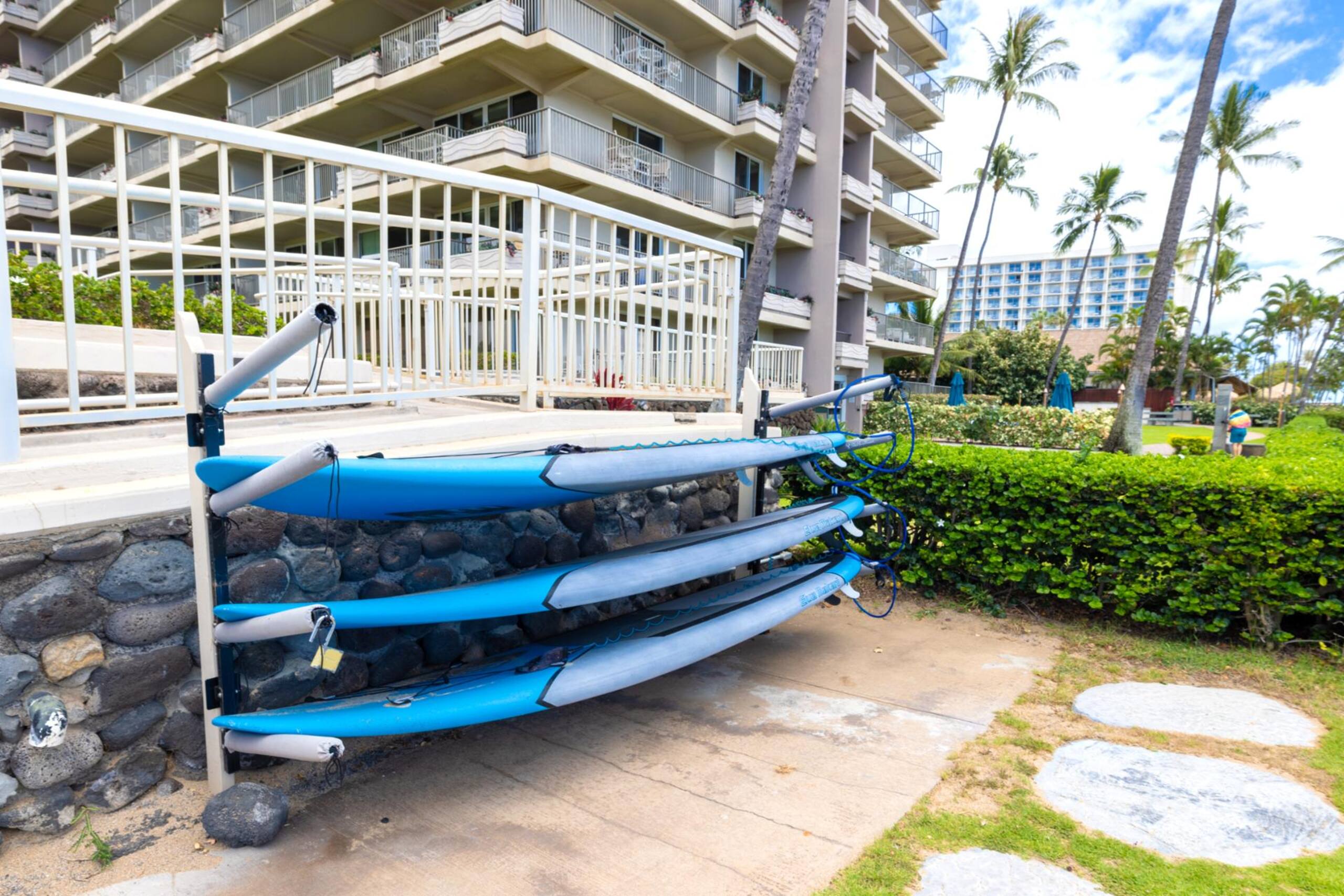 Condo in Lahaina · ★4.67 · 1 bedroom · 2 beds · 2 baths - Image 11