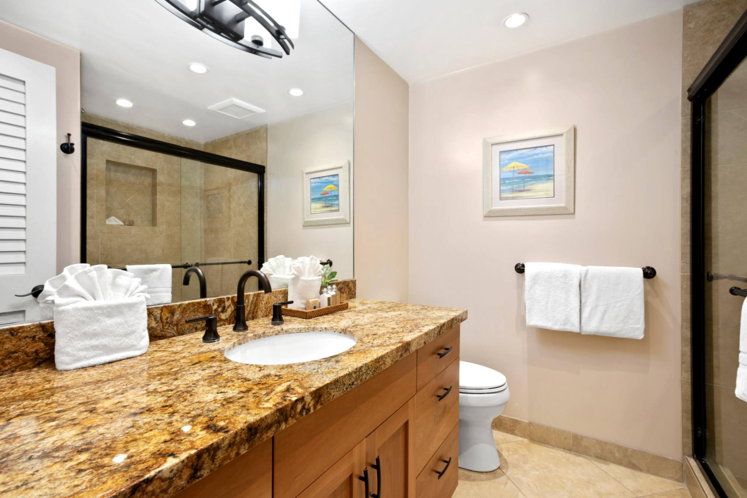 Condo in Lahaina · ★4.67 · 1 bedroom · 2 beds · 2 baths - Image 32