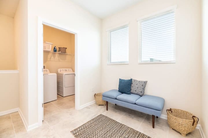 UNE Homes managed Airbnb listing 3