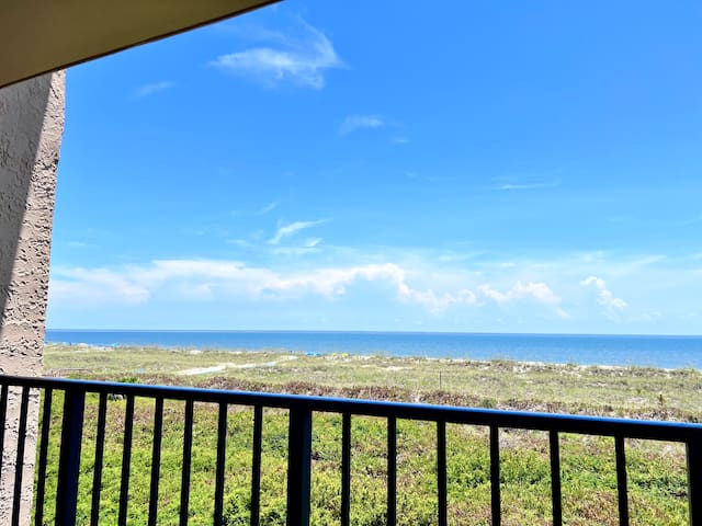 Hilton Head Retreats managed Airbnb listing 2
