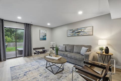 3BR + Near Mall + Fast WiFi | LCP Collection