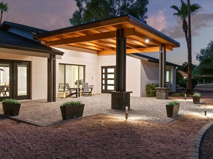 Pickle & Putt RetreatPoolPickleballPutt Grn. Houses for Rent in