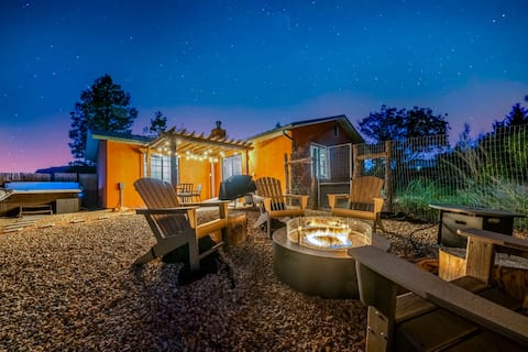 Top performing Airbnb: Near Zion & Bryce, Hot Tub, Grill, Mountain Views in Kanab