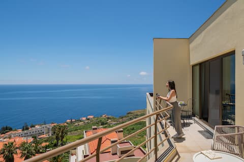 Caniço VII by An Island Apart