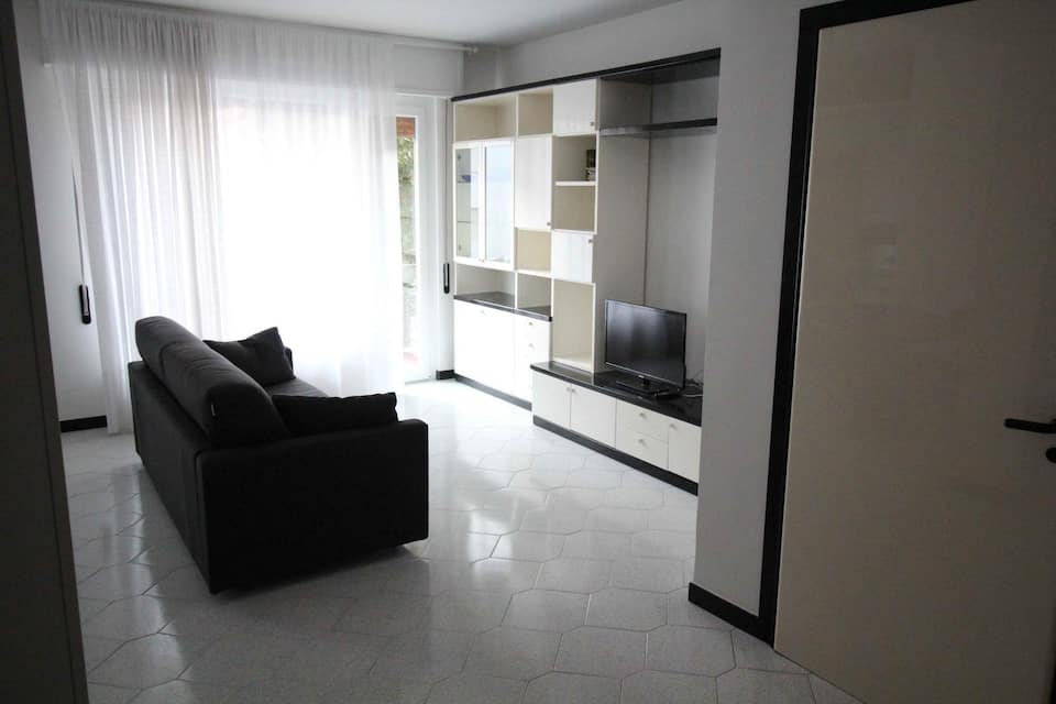 Miramare — foto 1