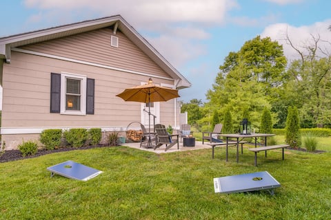 Country Home Near EIU & Lake Charleston!
