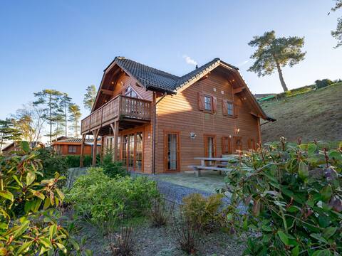Wooden holiday home with microwave
