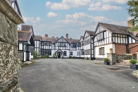 Caer Beris by Group Retreats