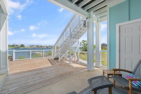 Pescador Landing 6A-Great Location & Views!