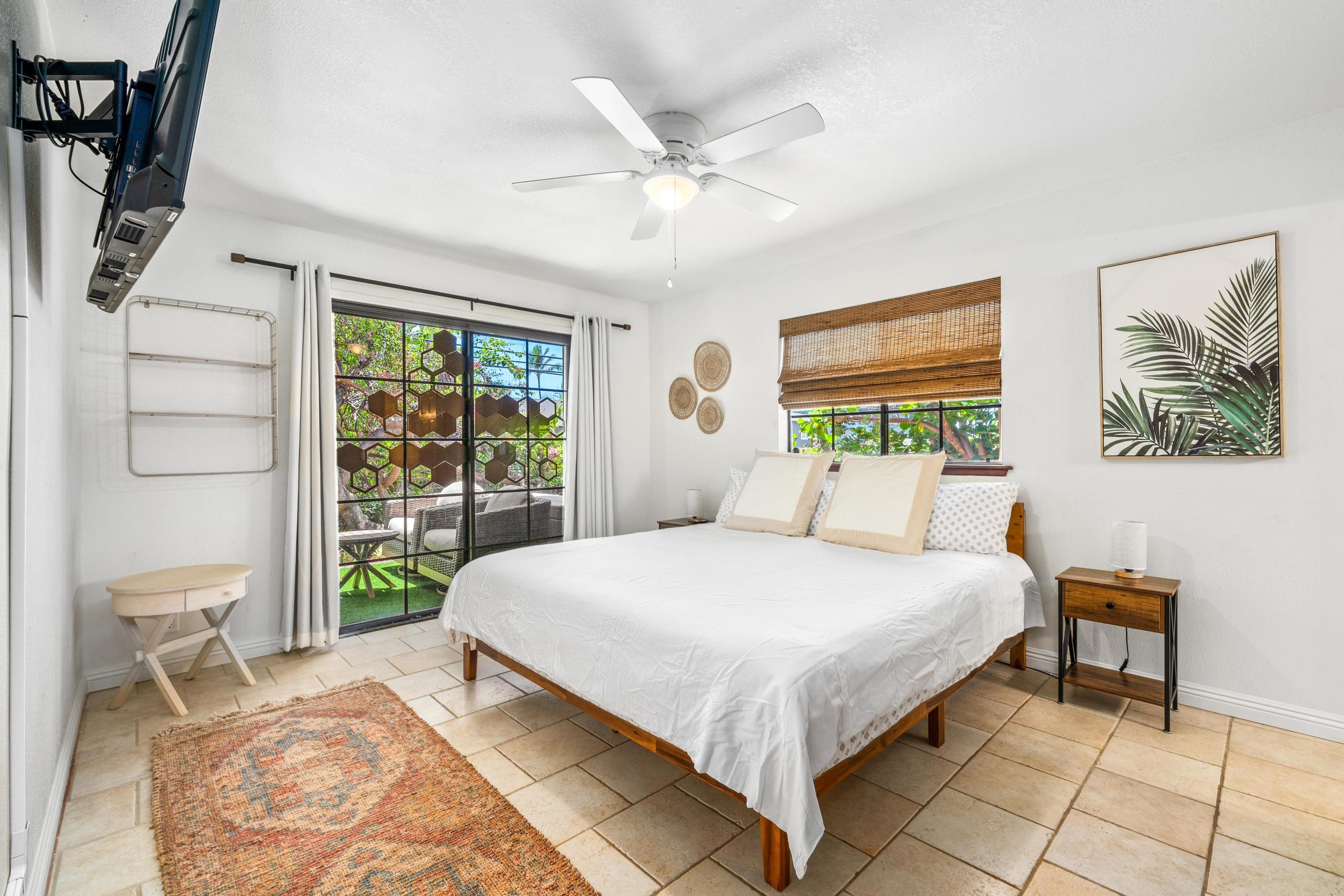 Condo in Kailua-Kona · ★4.42 · 2 bedrooms · 4 beds · 2 shared baths - Image 25
