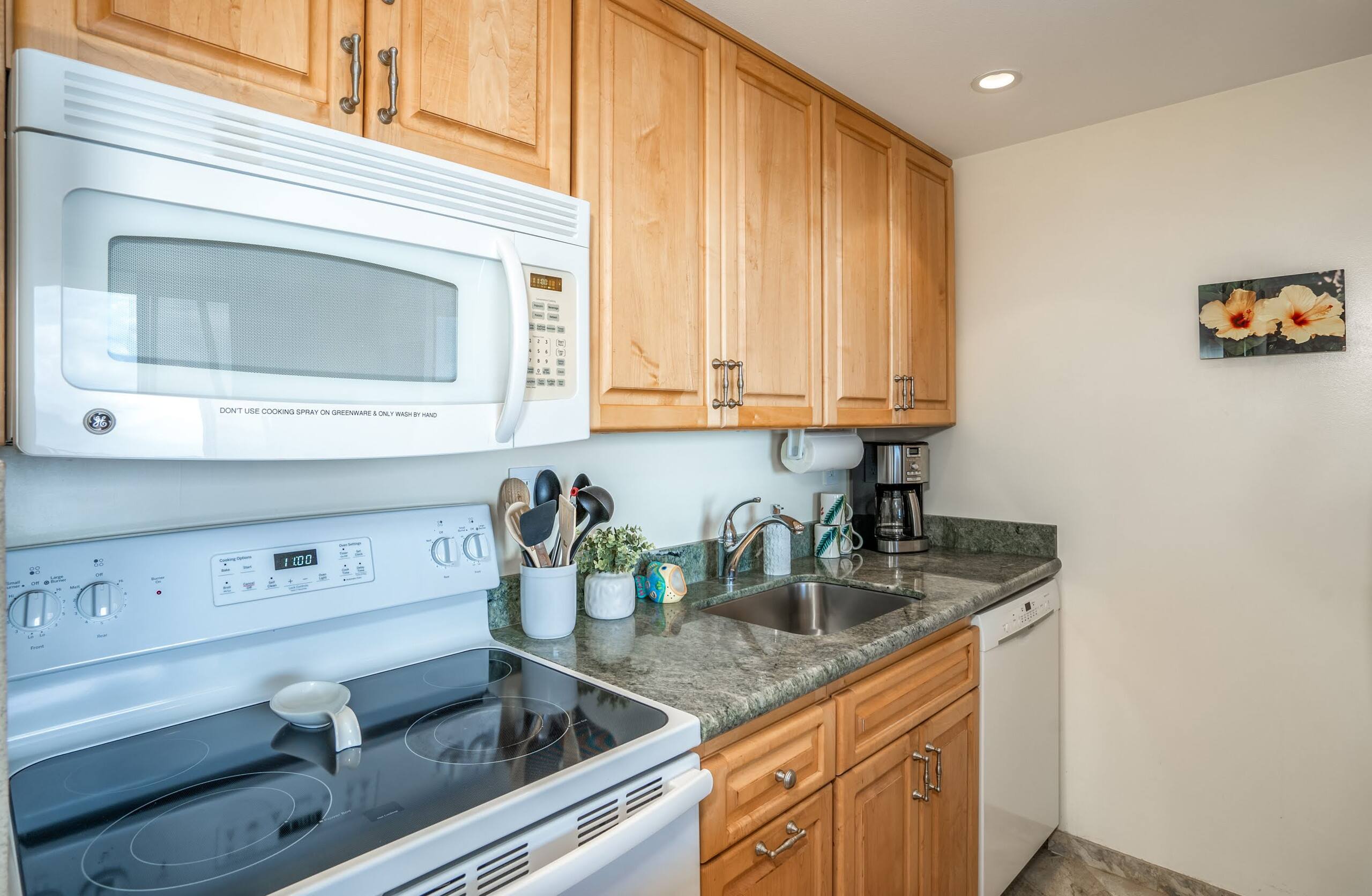 Condo in Kihei · ★4.86 · 1 bedroom · 1 bed · 1 bath - Image 22