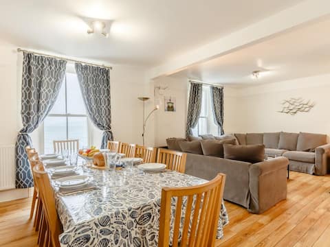 6 Bed in Torpoint (oc-59006)