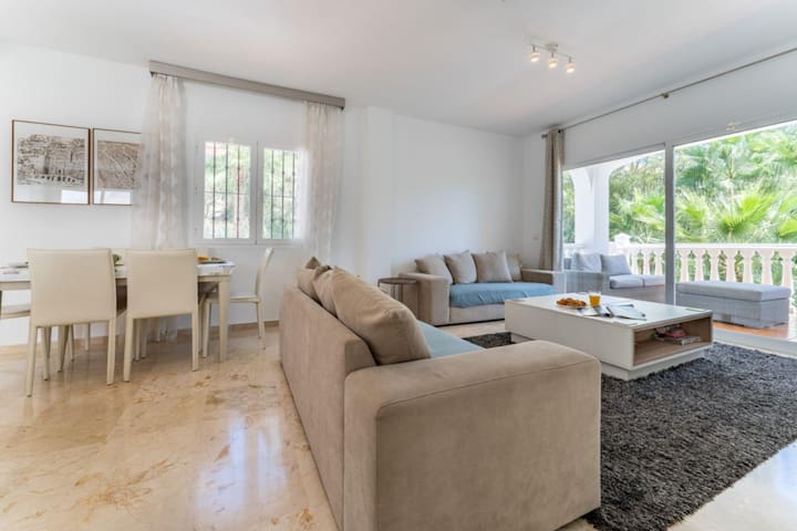 Faro Homes managed Airbnb listing 2