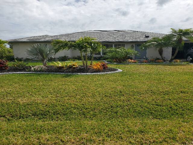 Lemon Bay Vacation Rentals managed Airbnb listing 3