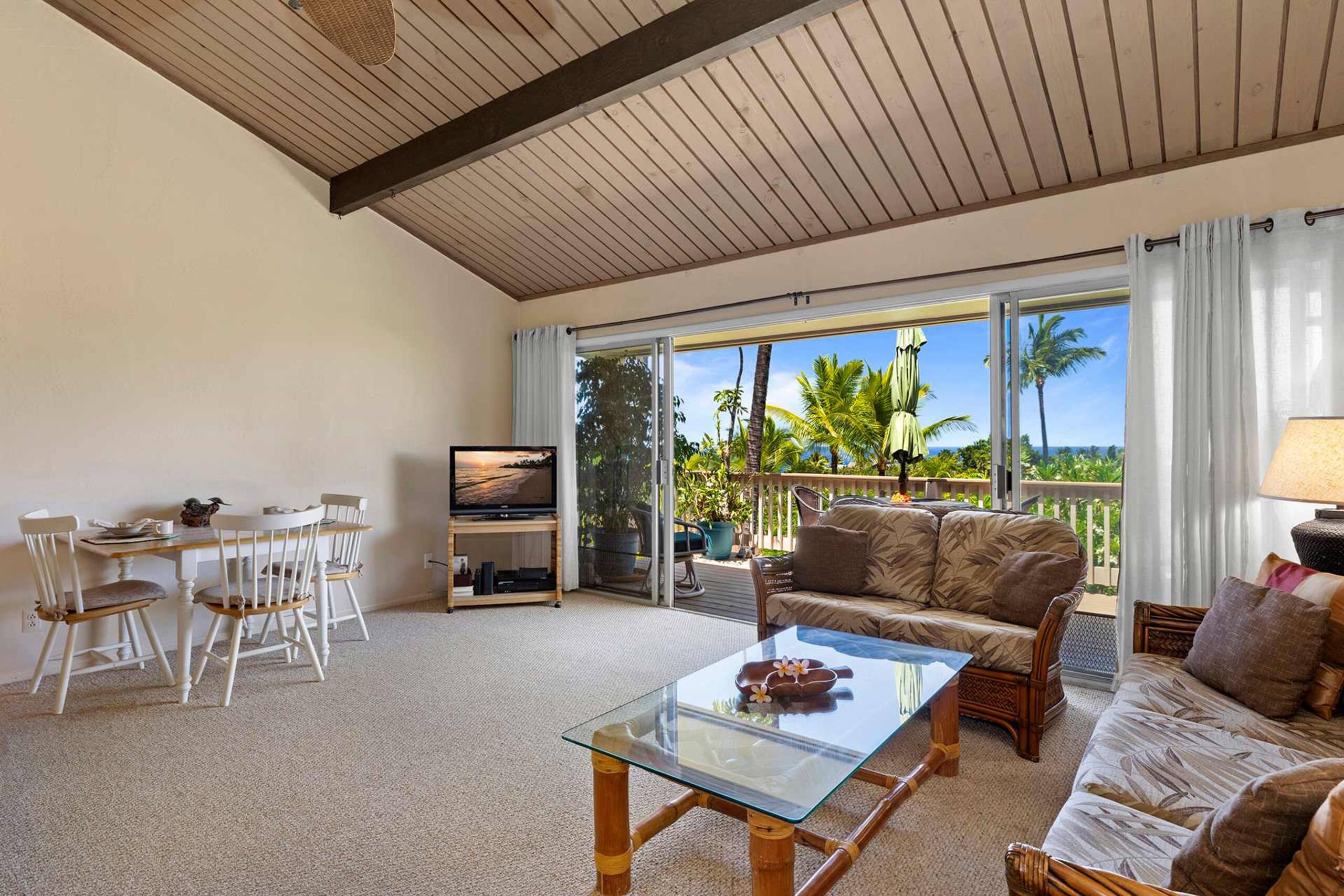 Condo in Kailua-Kona · ★4.6 · 1 bedroom · 1 bed · 1 private bath - Image 4