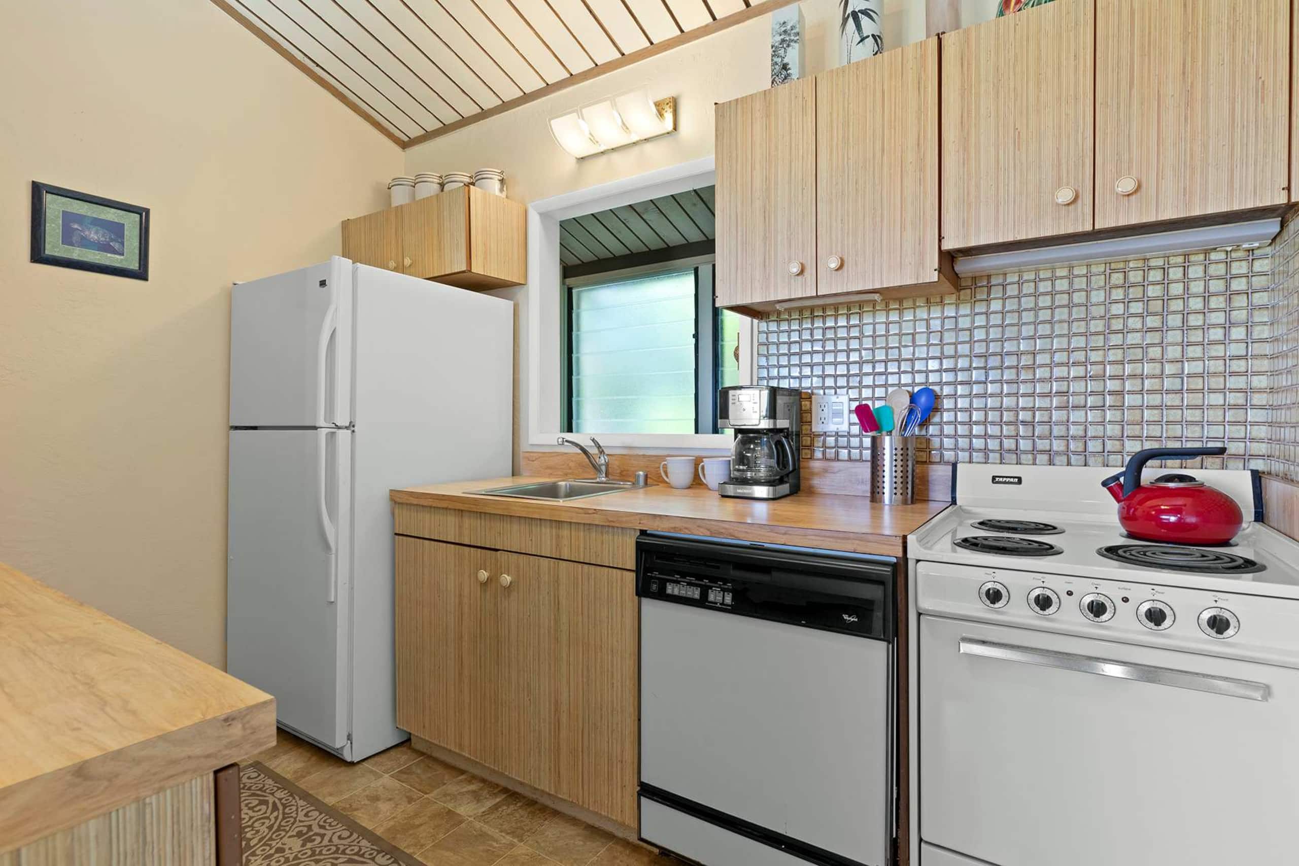 Condo in Kailua-Kona · ★4.6 · 1 bedroom · 1 bed · 1 private bath - Image 12
