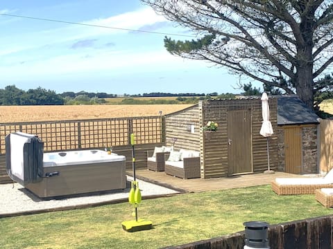 4 Bed in Newquay (oc-82560)