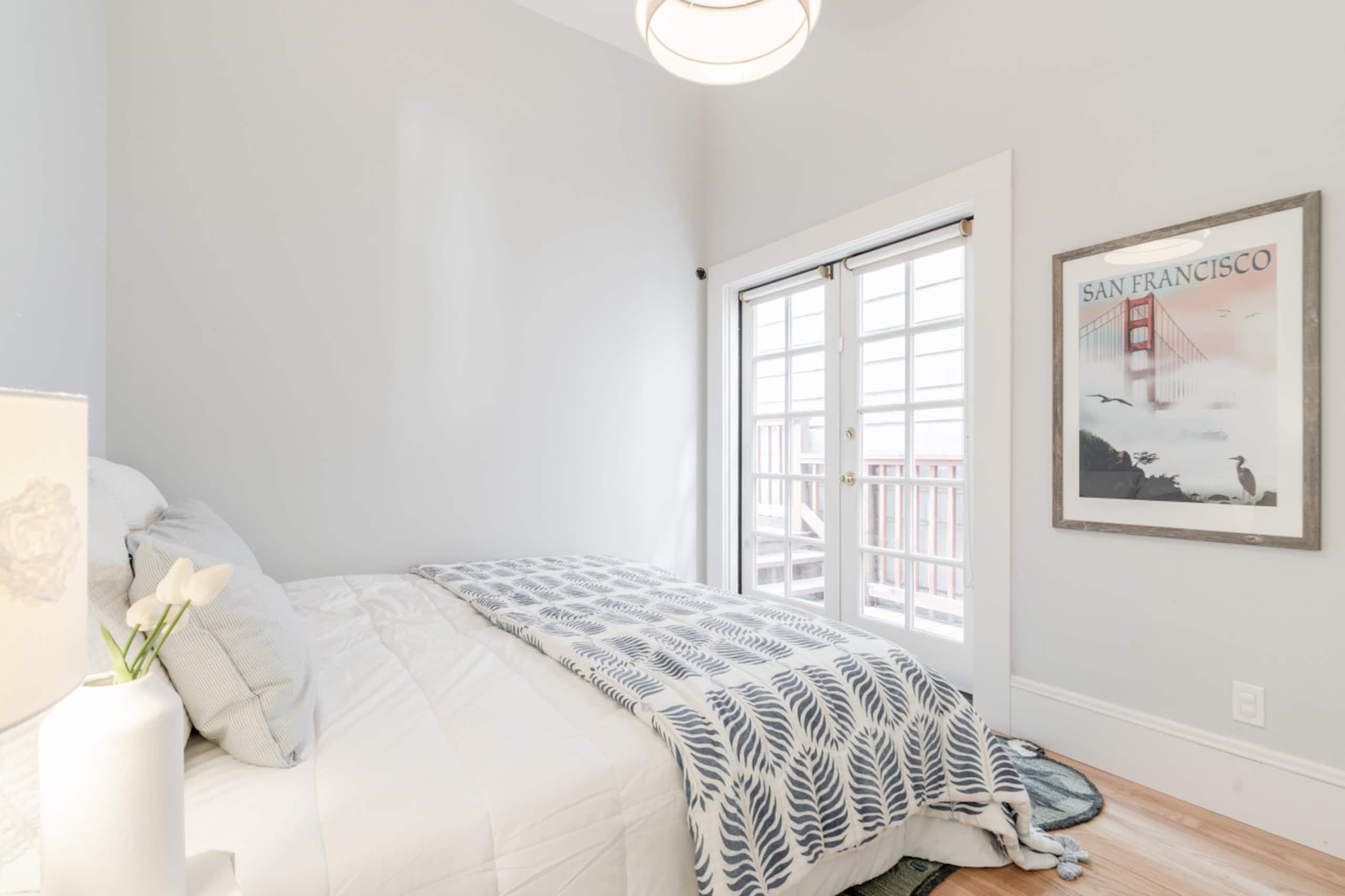 Home in San Francisco · ★4.87 · 3 bedrooms · 5 beds · 3 baths - Image 35