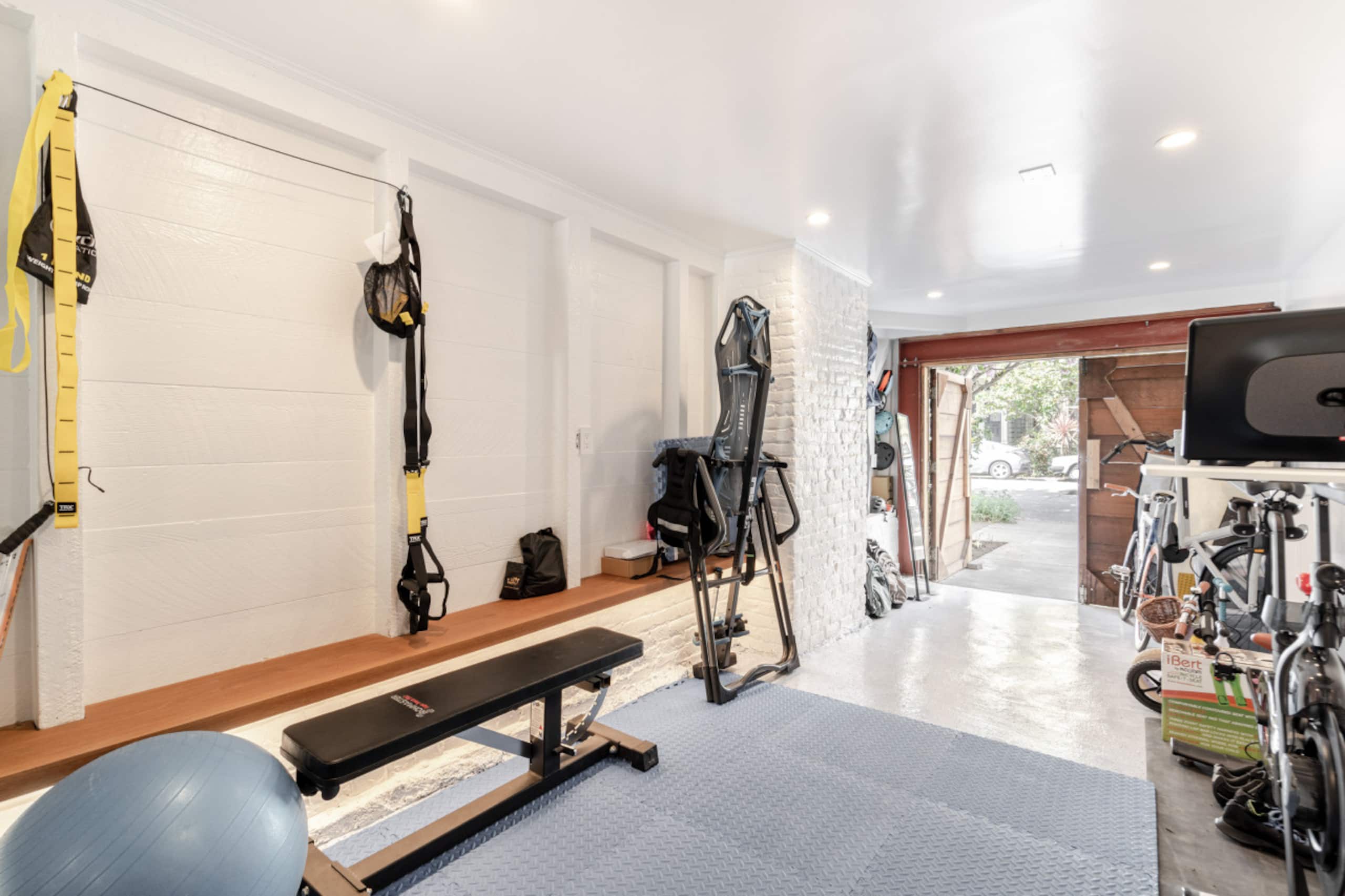 Home in San Francisco · ★4.87 · 3 bedrooms · 5 beds · 3 baths - Image 56