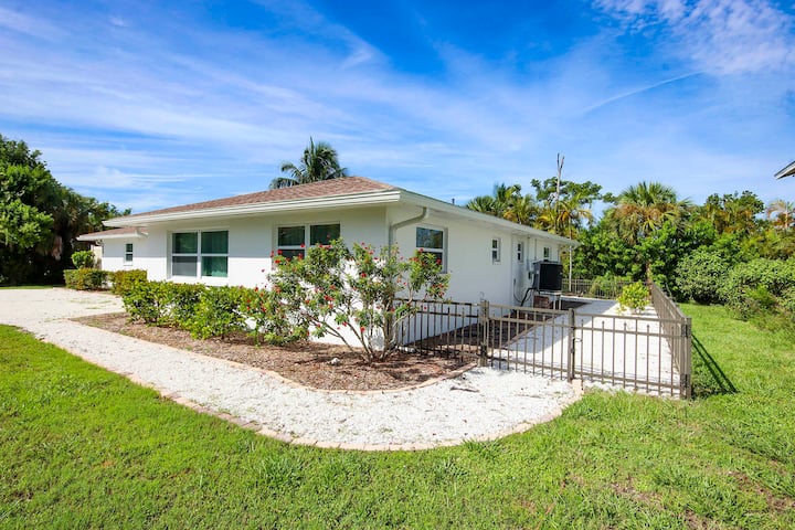Casa Ybel North - Newly Renovated Duplex On The Ca - Sanibel, FL
