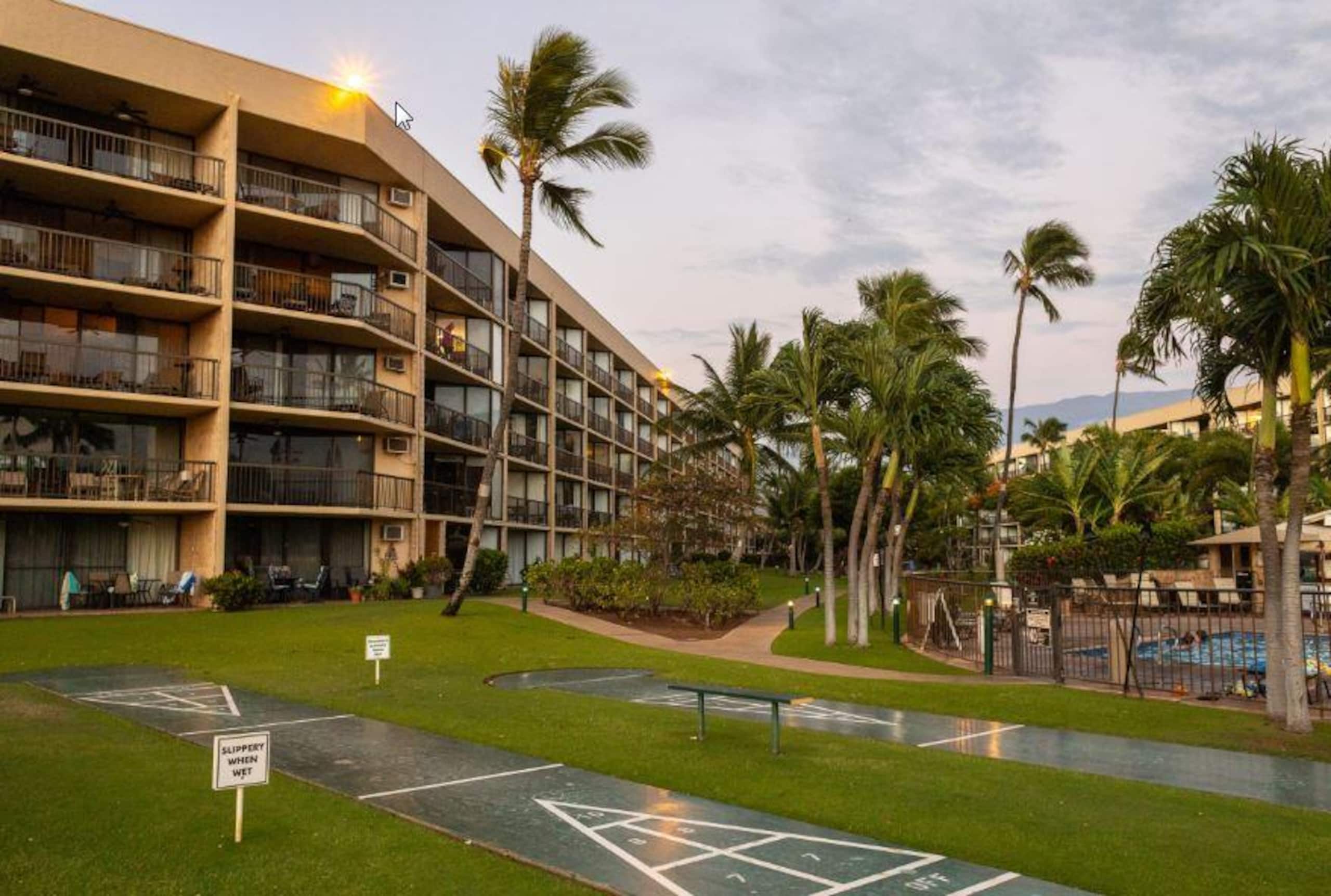 Condo in Kihei · ★4.91 · 2 bedrooms · 3 beds · 2 baths - Image 34