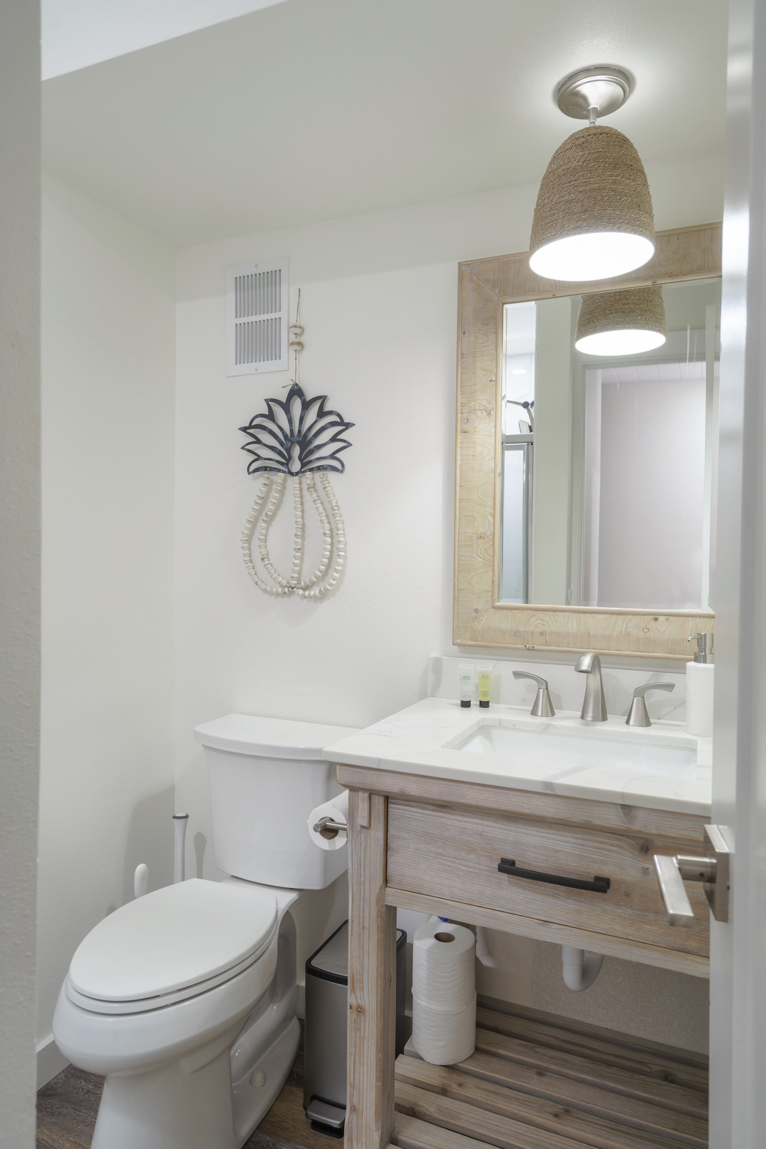 Condo in Wailuku · ★4.47 · 3 bedrooms · 5 beds · 2 shared baths - Image 12