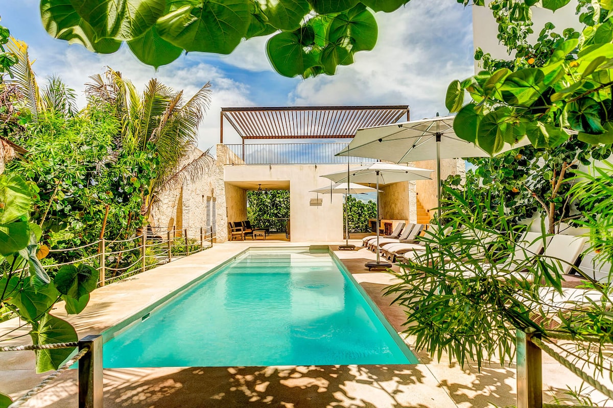 View of Beach Club | Private Jacuzzi | Rooftop Pools | Gym - Condominiums for ...