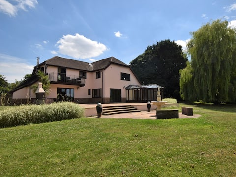 5 Bed in Burridge (89078)