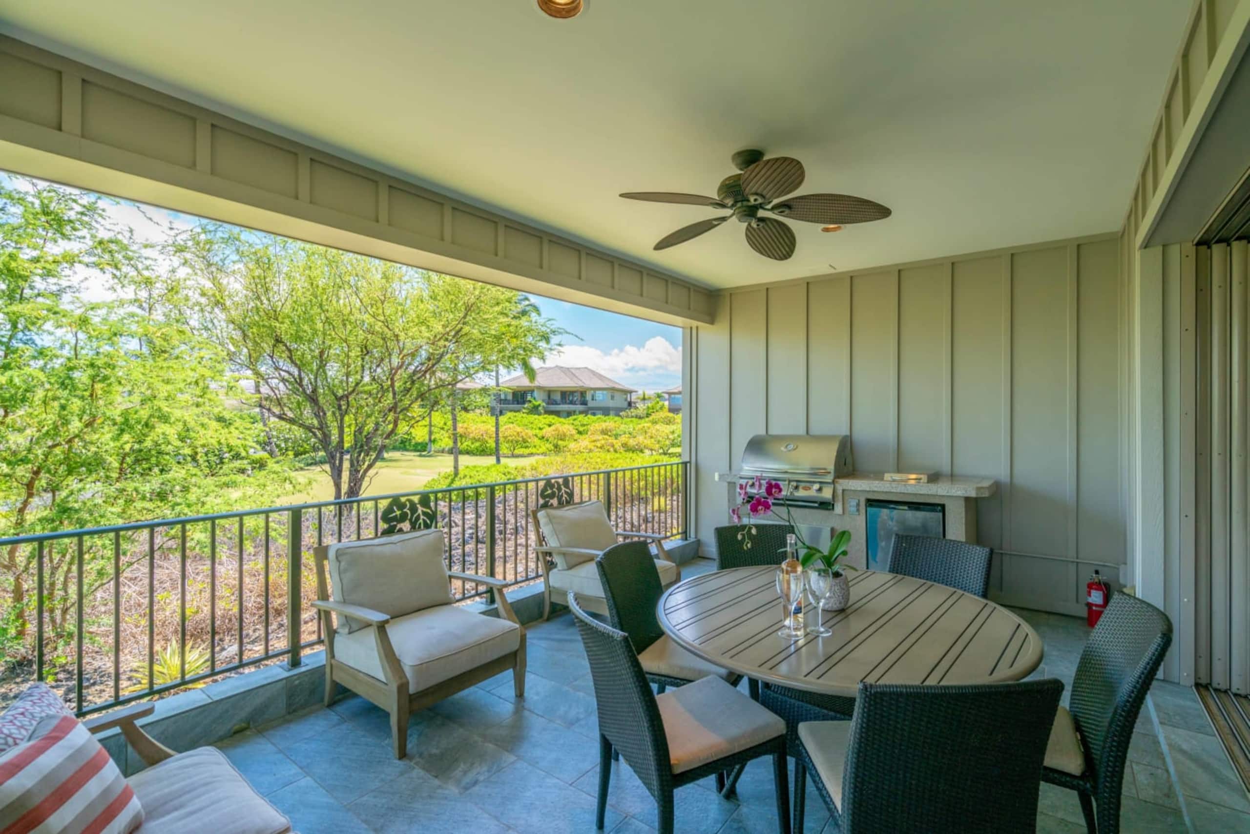 Home in Waimea · ★5.0 · 4 bedrooms · 6 beds · 3.5 private baths - Image 7
