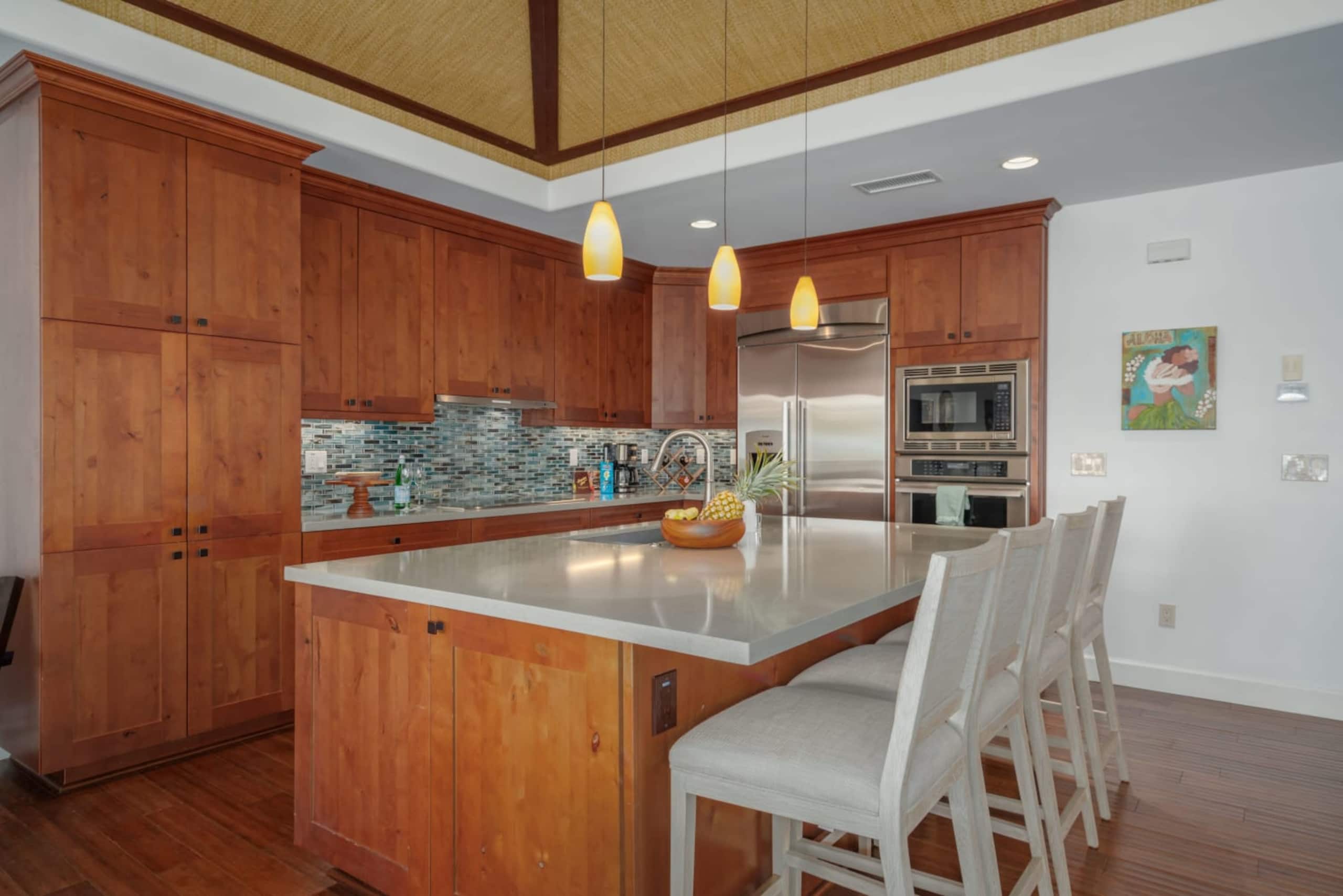 Home in Waimea · ★5.0 · 4 bedrooms · 6 beds · 3.5 private baths - Image 2