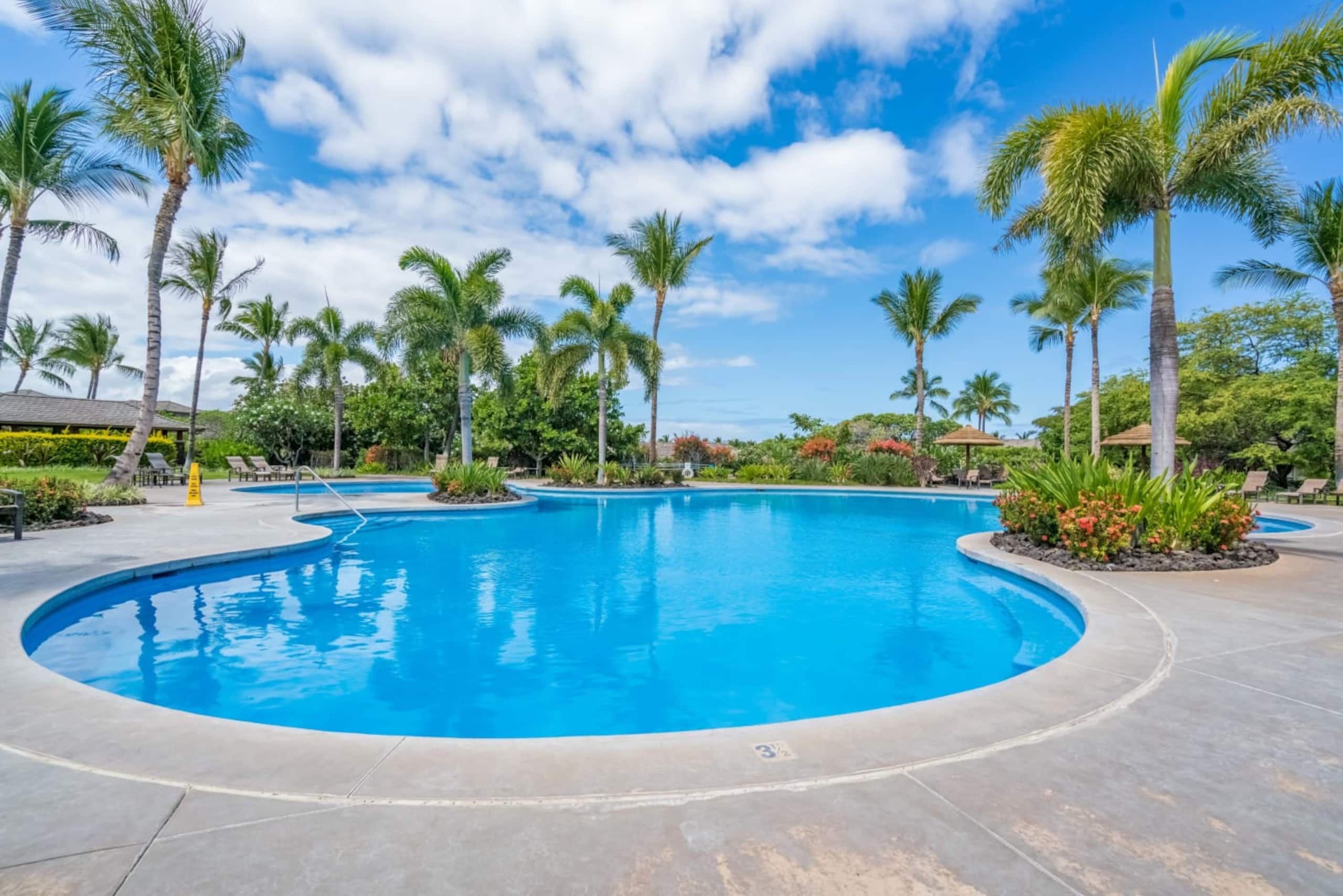 Home in Waimea · ★5.0 · 4 bedrooms · 6 beds · 3.5 private baths - Image 35