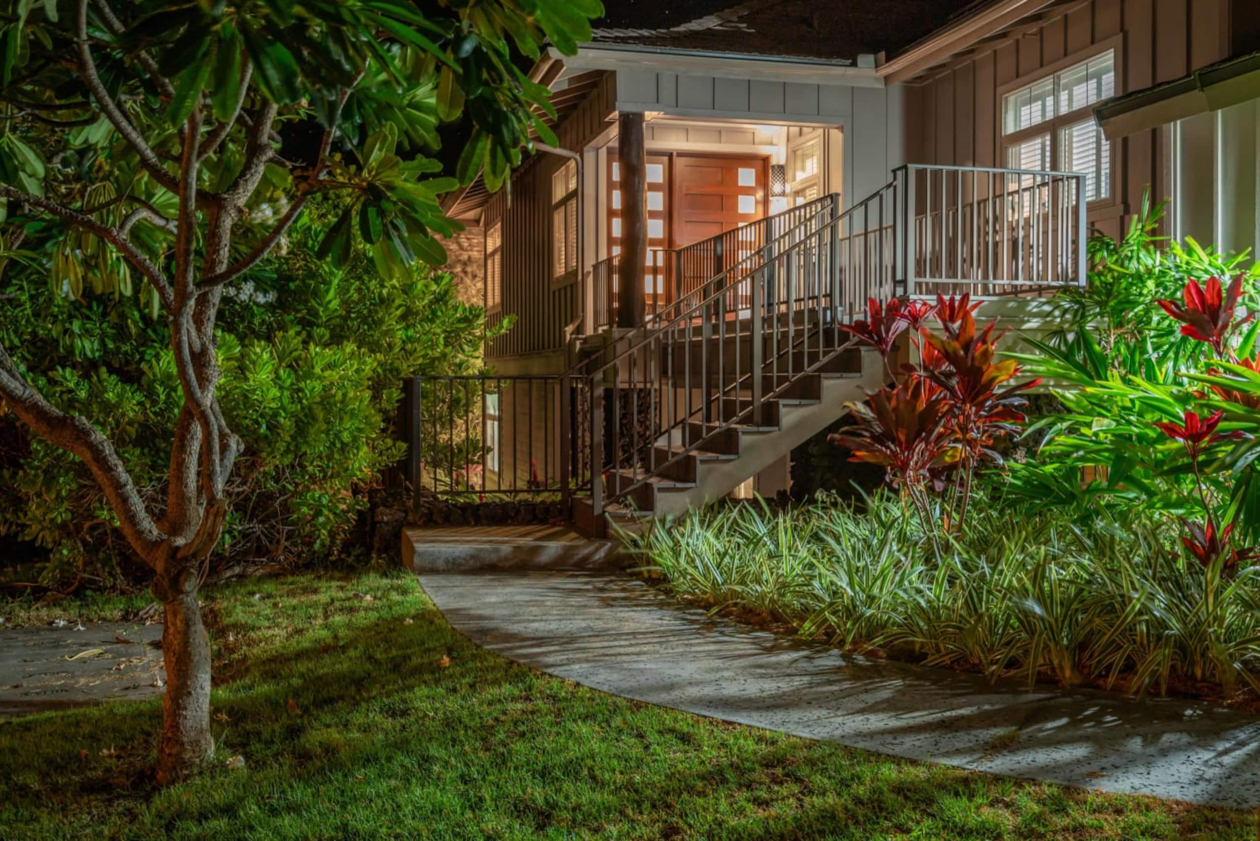Home in Waimea · ★5.0 · 4 bedrooms · 6 beds · 3.5 private baths - Image 29
