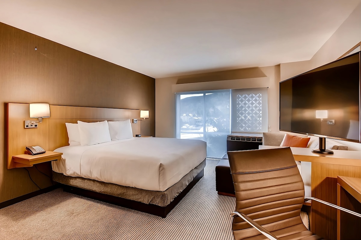 Comfortable Unit with 1 King bed