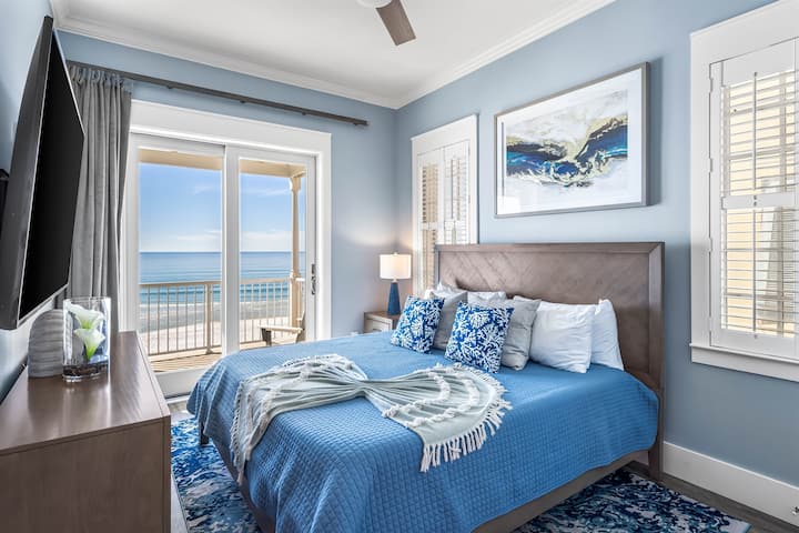 3 Gulf Front King Suites | 'School of Fish' King Suite