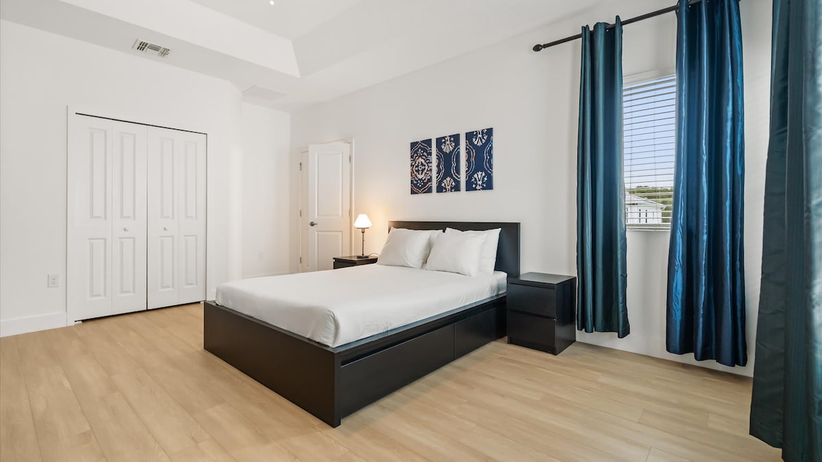 Dormitorio doble tamaño queen. 