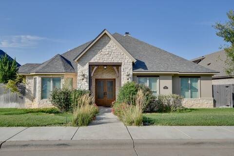Spacious Amarillo Home: 6 Mi to Downtown!