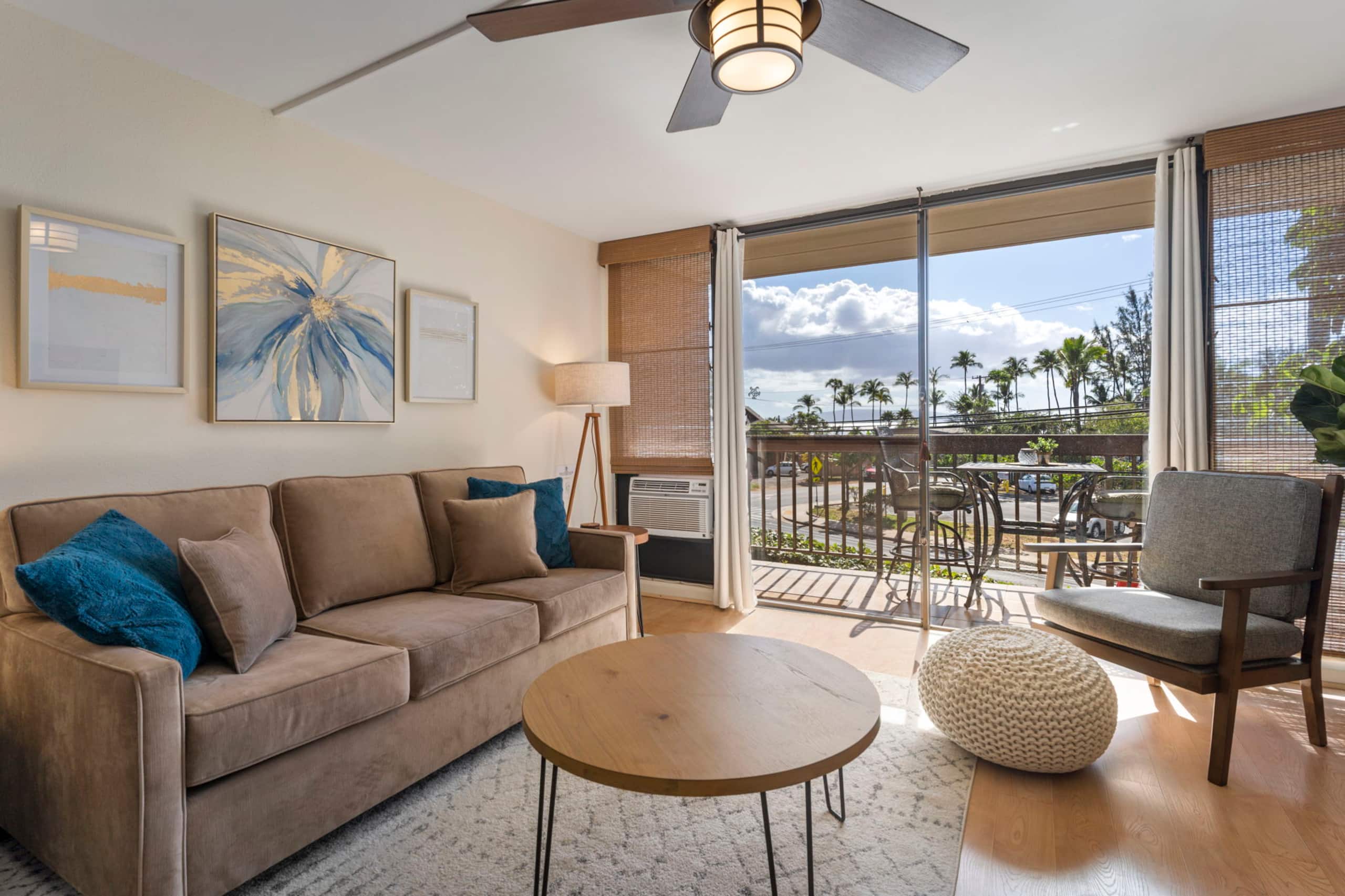 Condo in Kihei · ★4.88 · 1 bedroom · 2 beds · 1 private bath - Image 4