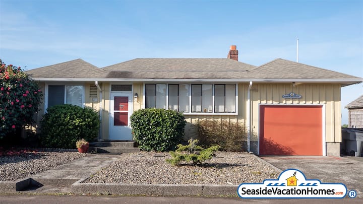 Seas The Day At Seaside Beach - Ocean Front - Cannon Beach, OR