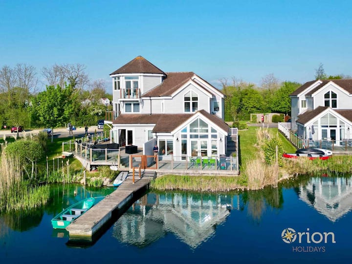The Landings 11, Water View (P) - South Cerney