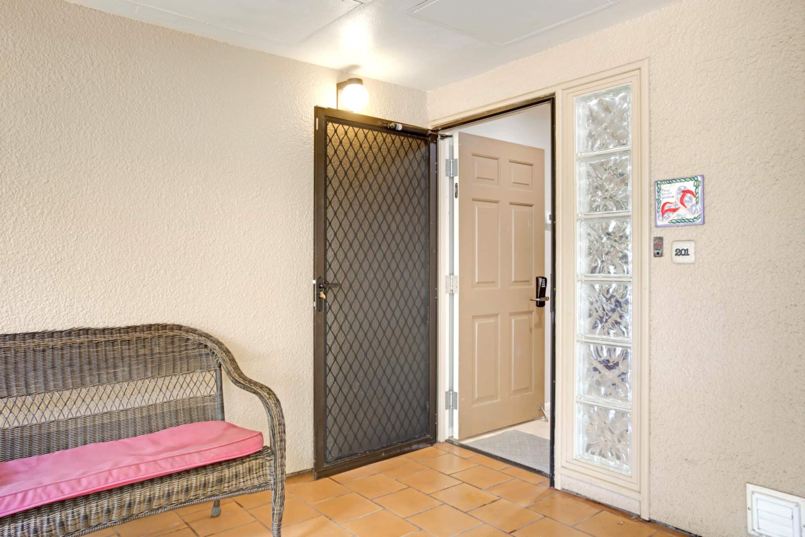 Condo in Lahaina · ★4.83 · 2 bedrooms · 3 beds · 2 baths - Image 46