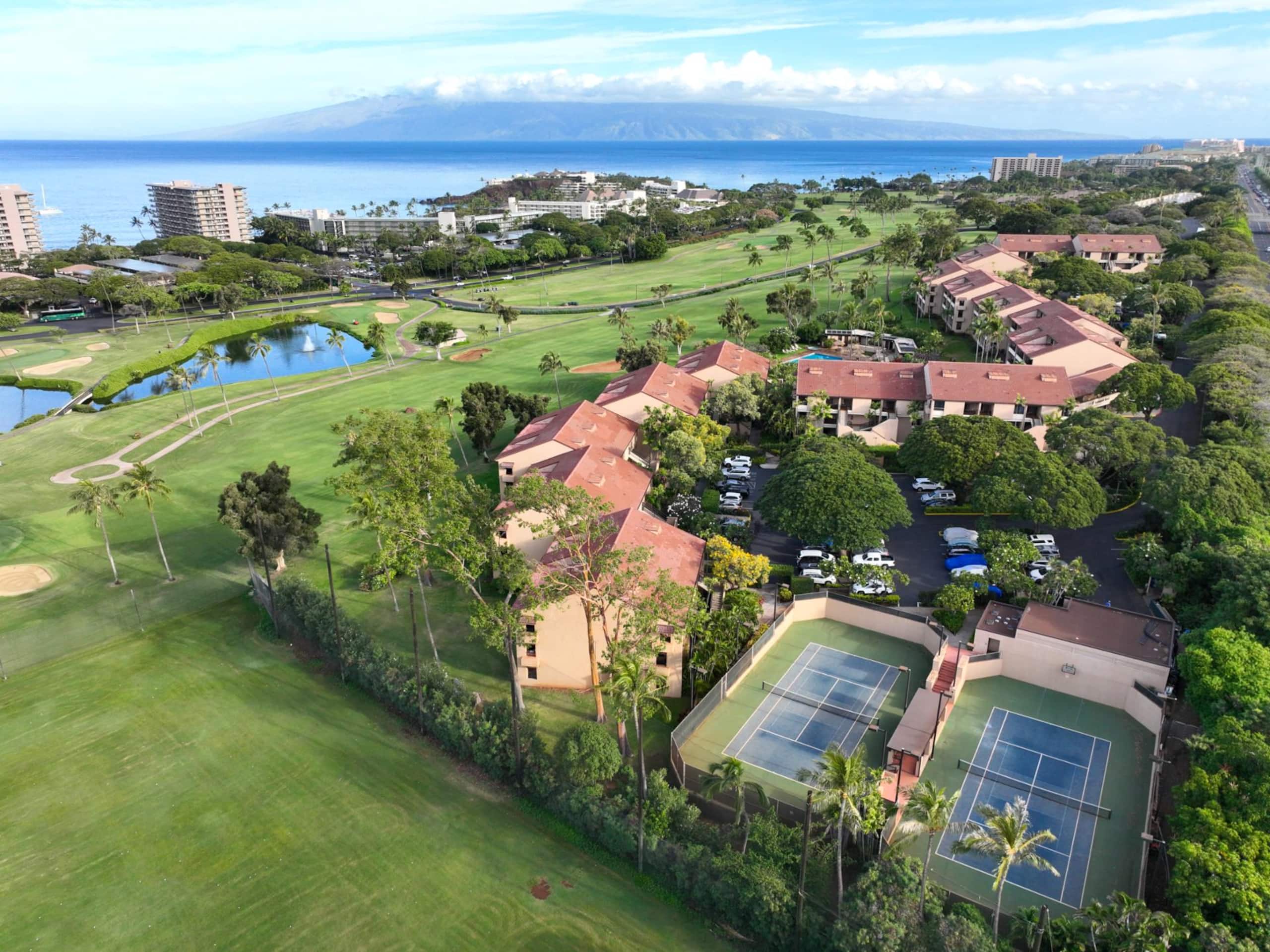 Condo in Lahaina · ★4.83 · 2 bedrooms · 3 beds · 2 baths - Image 22