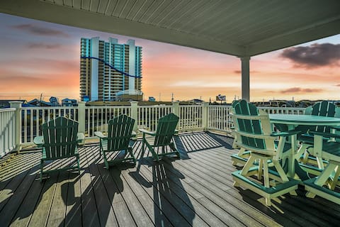 Popular Airbnb listing: Spring break sale - gulf views - gameroom- 2 kings in Lower Grand Lagoon