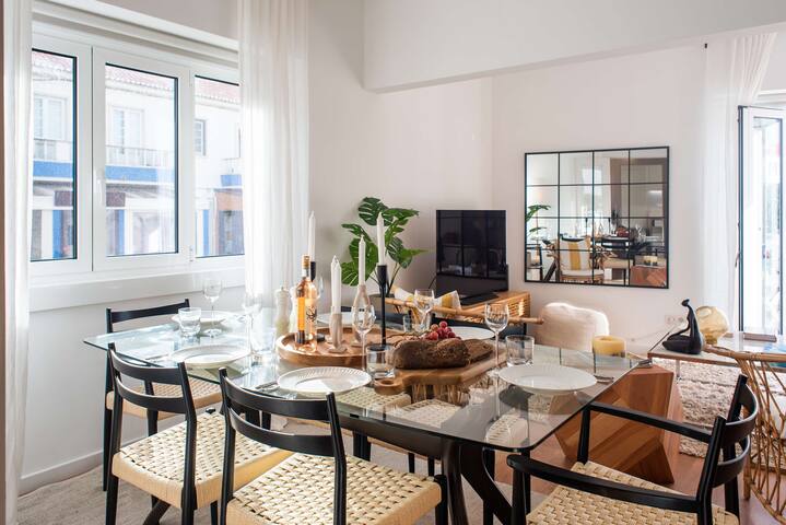 Luxury Ocean View House – Central Ericeira gallery image 3