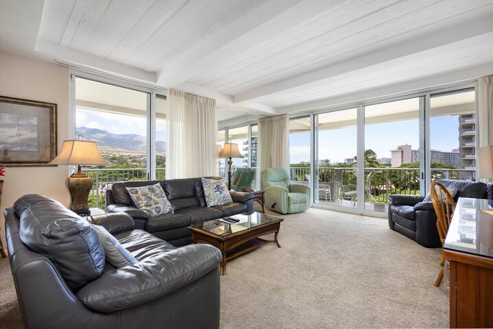 Whaler on Kaanapali Beach Ocean View #623 2Br/2Ba gallery image 5