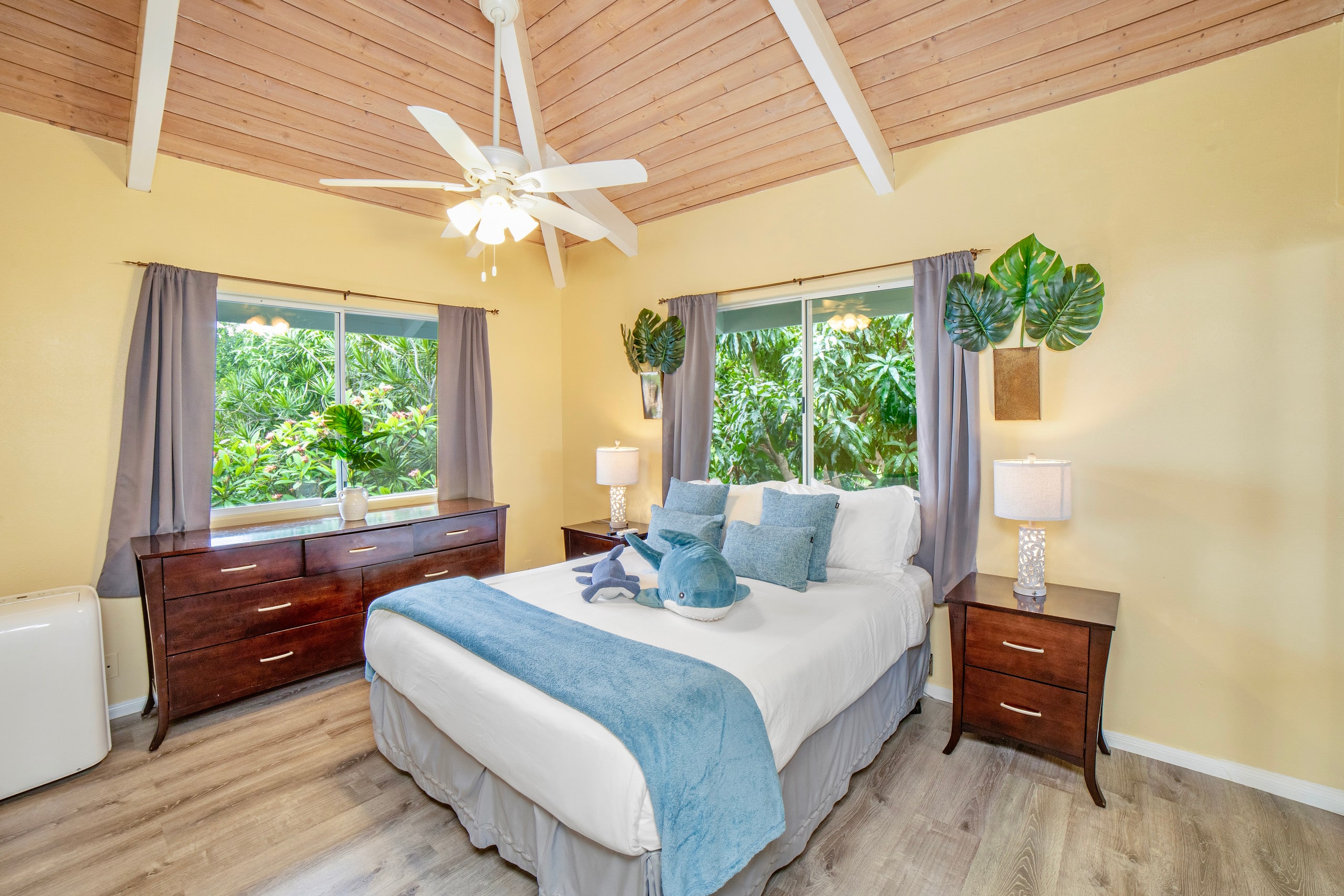 Home in Kailua-Kona · ★4.93 · 3 bedrooms · 7 beds · 3 private baths - Image 16
