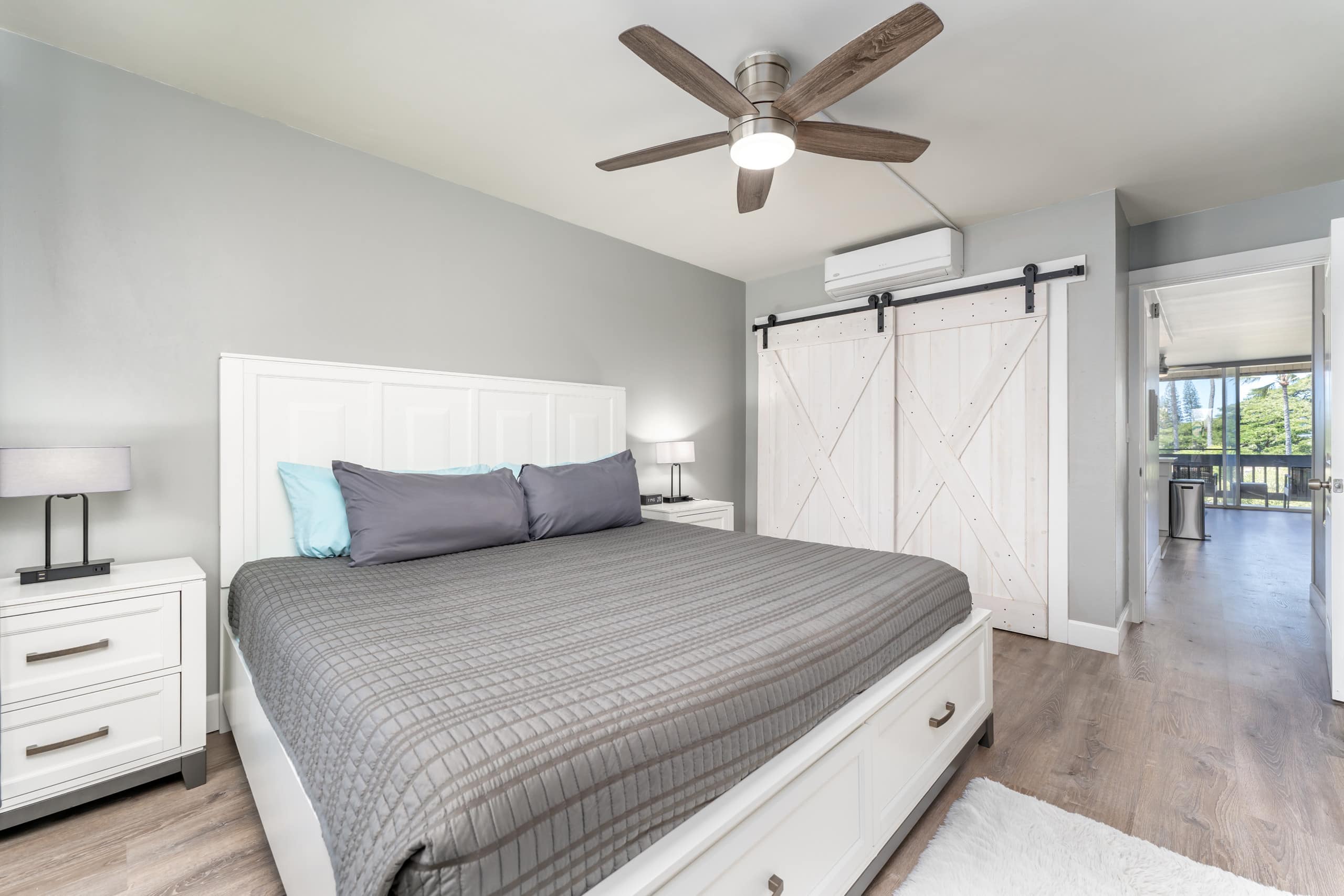 Condo in Lahaina · ★4.89 · 1 bedroom · 2 beds · 1 bath - Image 10