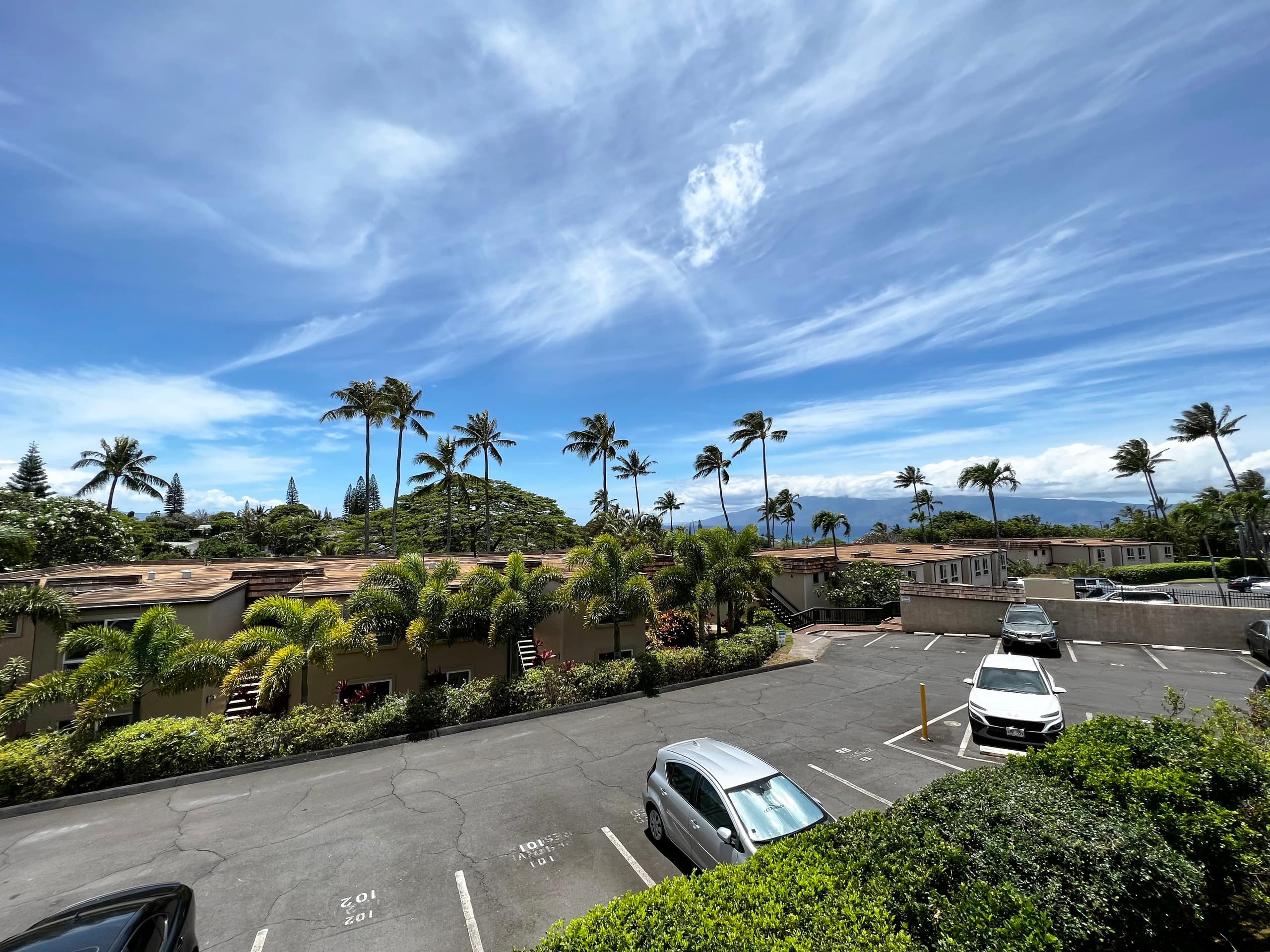 Condo in Lahaina · ★4.89 · 1 bedroom · 2 beds · 1 bath - Image 15